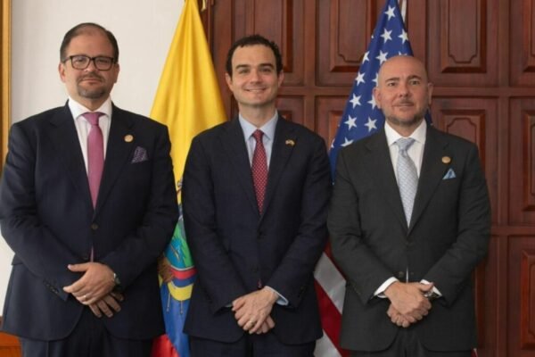 Ecuador y EE. UU. refuerzan alianza estratégica en seguridad frente al crimen organizado