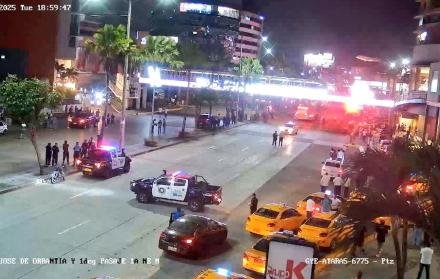 Explosión de vehículo genera alarma en el norte de Guayaquil