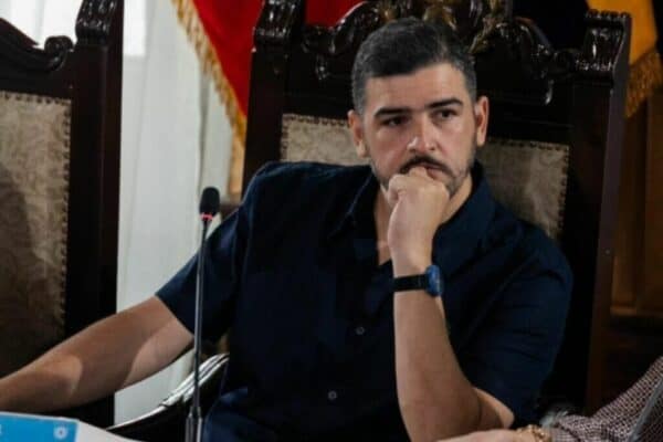 Municipio de Guayaquil acepta denuncia para remover a Aquiles Álvarez y activa proceso legal